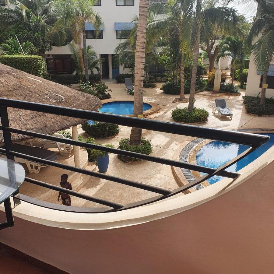 Superbe Appartement Avec Piscine, Proche Centre Ville, Restaurant, Mer Saly Eksteriør bilde